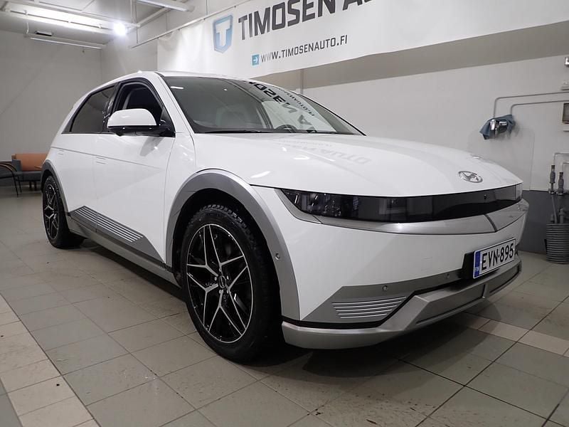 Valkoinen Käytetty 2021 Hyundai Ioniq Premium Viistoperä | 29 990 € - Kuva 1/4