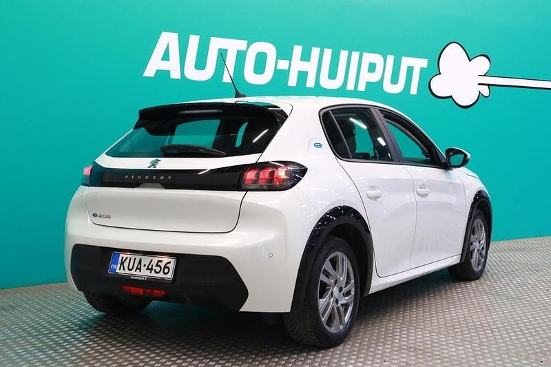 Käytetty Peugeot e-208 Active 100 kW (136 HP) 2021 Viistoperä