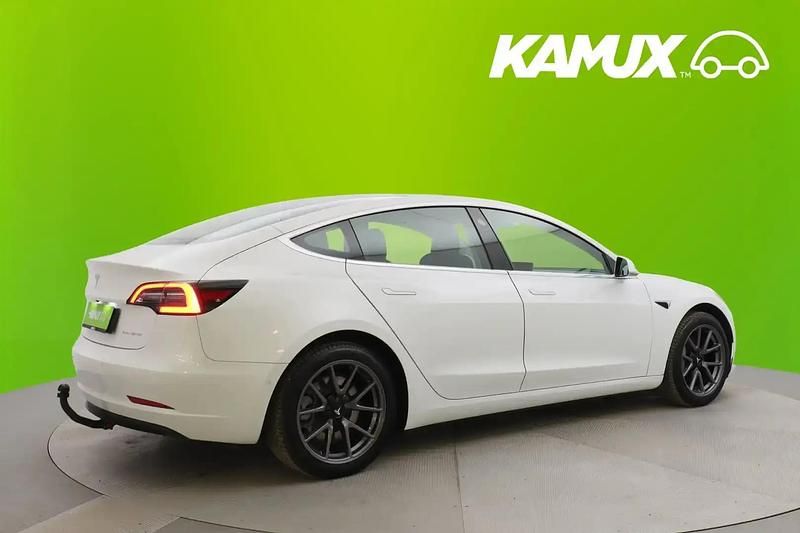 Käytetty Tesla Model 3 339 kW (462 HP) 2019 Valkoinen Sedan