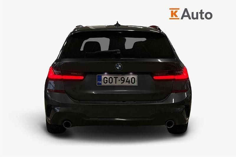 Käytetty BMW 320e M Sport 190 HP (139 kW) 2022 Harmaa Farmari