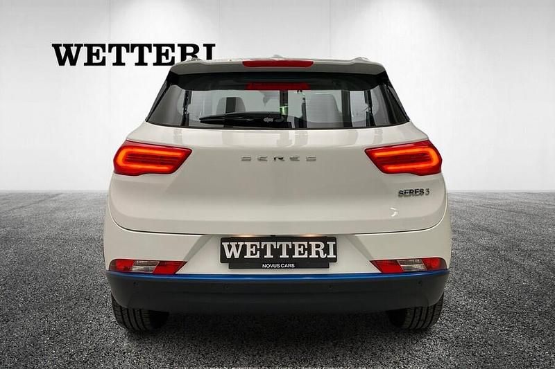 Käytetty Seres 3 119 kW (163 HP) 2024 Katumaasturi