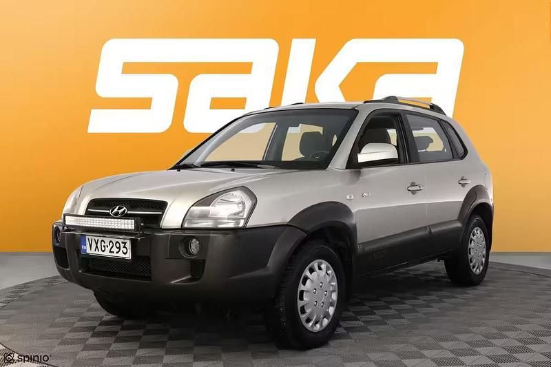 Käytetty Hyundai Tucson GLS 112 HP (82 kW) 2005 Katumaasturi