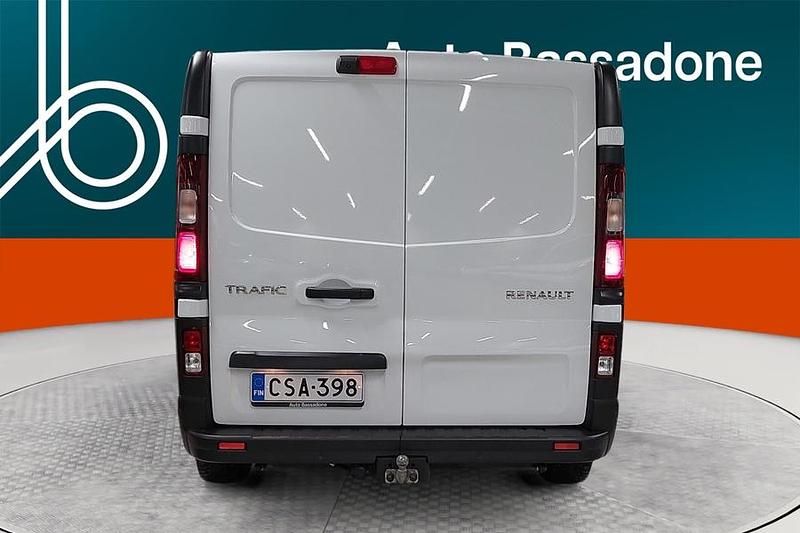 Käytetty Renault Trafic 150 HP (110 kW) 2024 Tila-auto