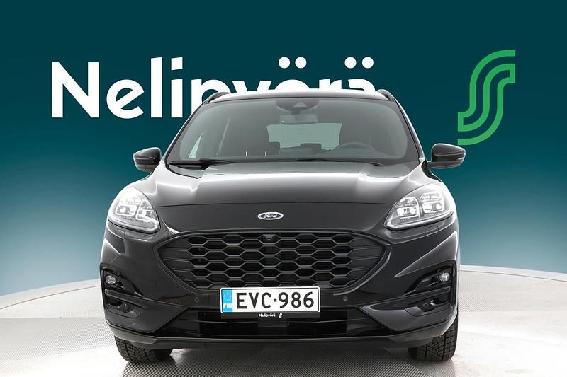 Käytetty Ford Kuga ST-Line X 224 HP (164 kW) 2021 Katumaasturi