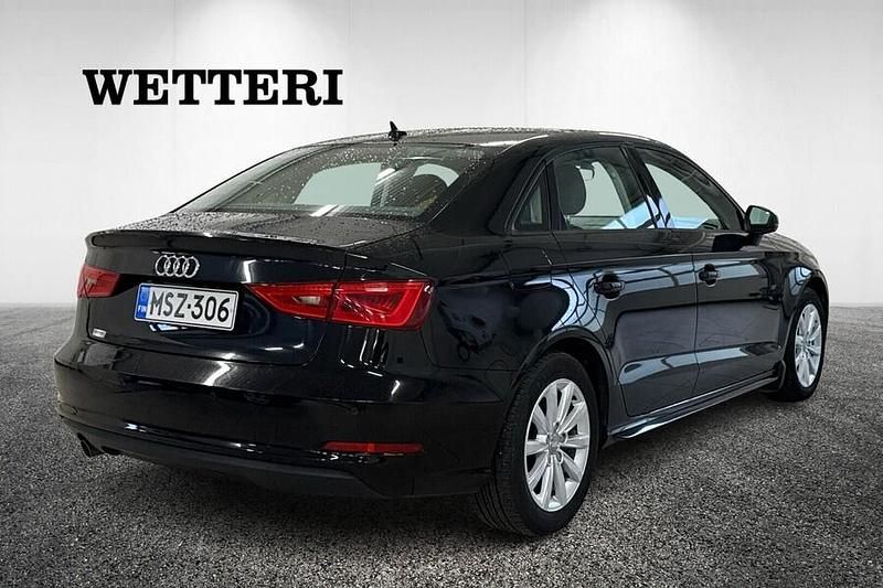 Käytetty Audi A3 110 HP (80 kW) 2016 Musta Sedan
