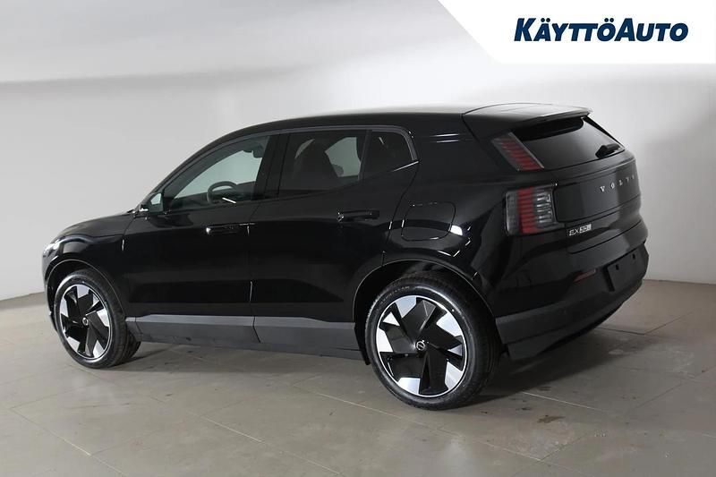 Uusi Volvo EX30 Performance 314 kW (428 HP) 2026 Onyx black met Katumaasturi