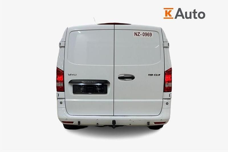 Käytetty Mercedes Vito 190 HP (139 kW) 2019 Valkoinen Van