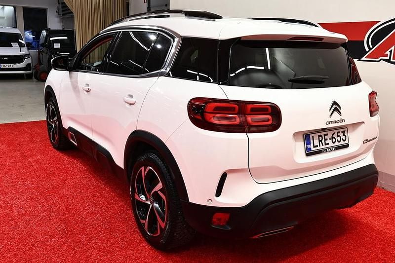 Käytetty Citroën C5 Aircross Comfort 131 HP (96 kW) 2022 Valkoinen Katumaasturi