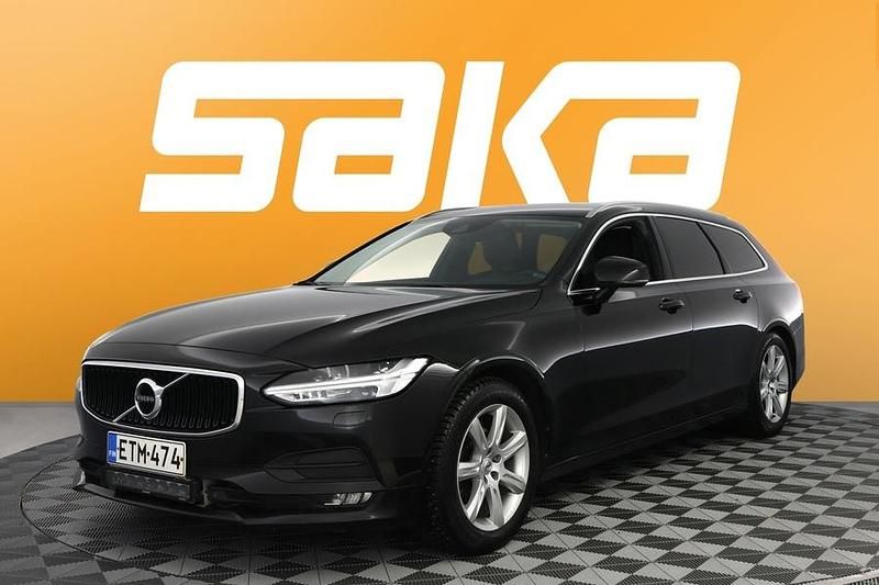 Käytetty Volvo V90 Momentum 150 HP (110 kW) 2018 Farmari