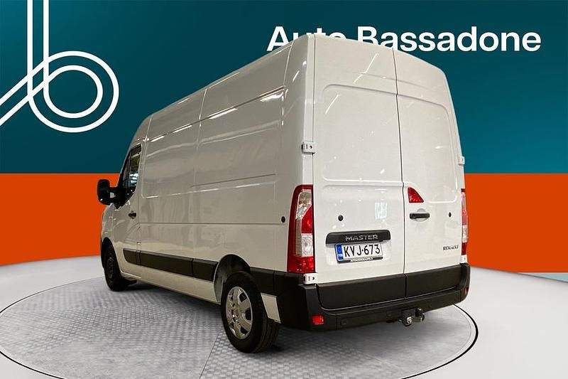 Käytetty Renault Master 150 HP (110 kW) 2023 Van
