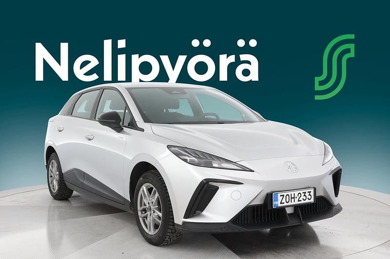Käytetty MG MG4 EV 125 kW (170 HP) 2023 Viistoperä