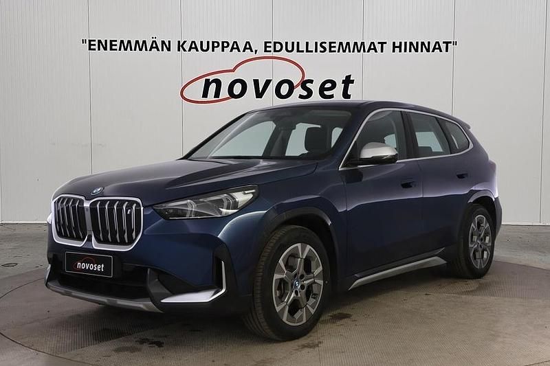 Käytetty BMW iX1 200 kW (272 HP) 2022 Sininen Katumaasturi