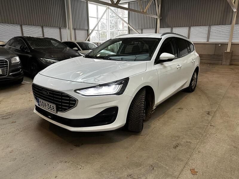 Käytetty Ford Focus Titanium 120 HP (88 kW) 2022 Farmari