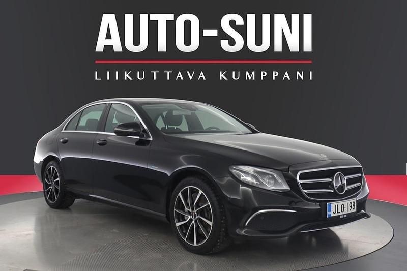Käytetty 2020 Mercedes E300 Edition 1 Sedan | 27 900 € (Hyvä tarjous) - Kuva 1/3
