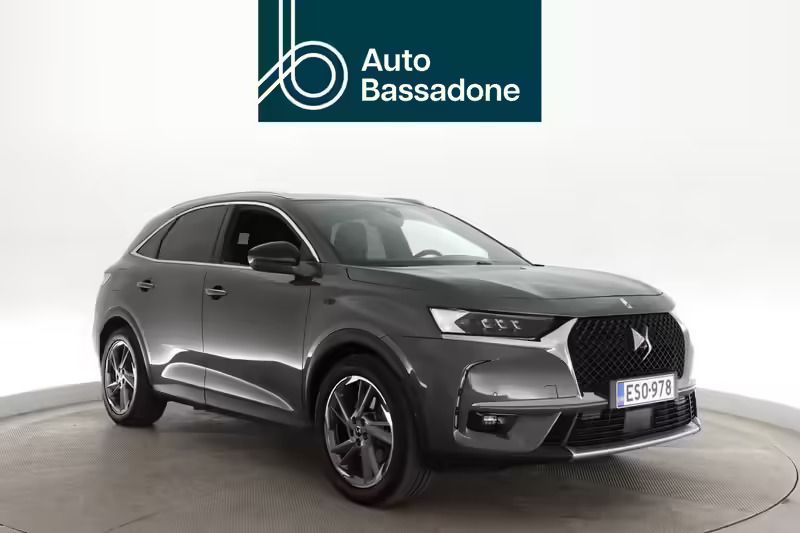 Gri platinium m Käytetty 2021 DS Automobiles DS7 Crossback Business Katumaasturi | 28 680 € (Perustarjous) - Kuva 1/4