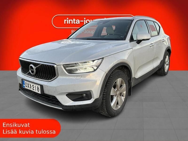 Käytetty 2020 Volvo XC40 Momentum Katumaasturi | 28 550 € (Perustarjous) - Kuva 1/3