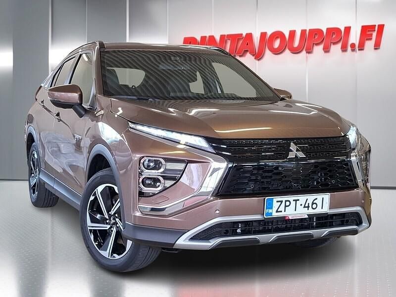 Käytetty 2021 Mitsubishi Eclipse Cross Intense Katumaasturi | 26 320 € (Perustarjous) - Kuva 1/3