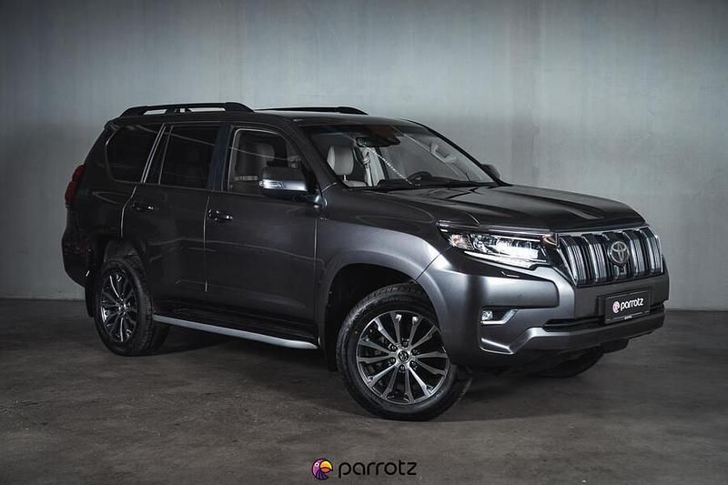 Käytetty Toyota Land Cruiser Cool 177 HP (130 kW) 2018 Katumaasturi