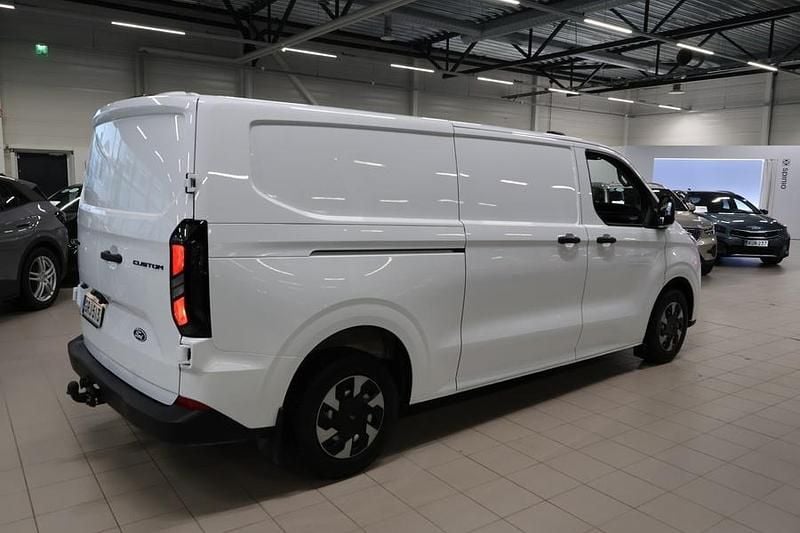 Käytetty Ford Transit Custom Trend 227 HP (166 kW) 2025 Valkoinen Van