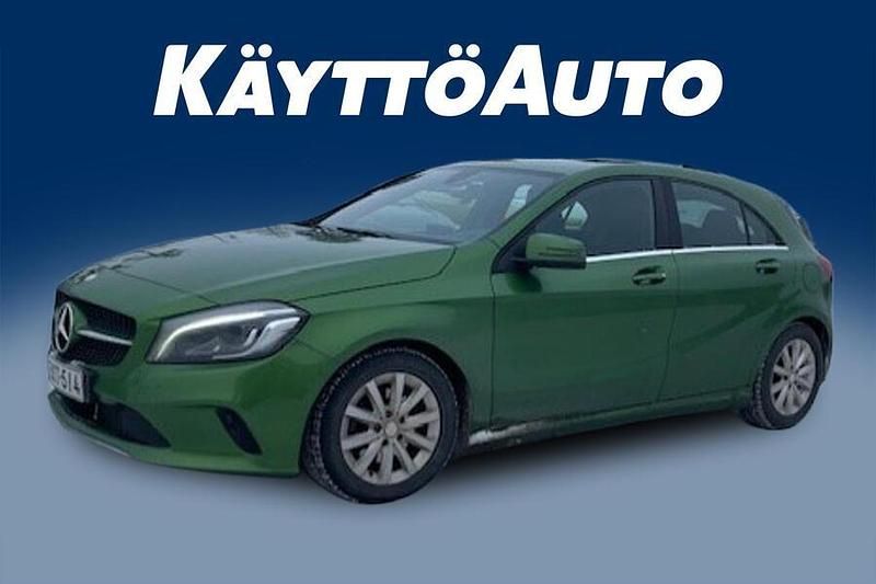 Käytetty Mercedes A180 Edition 122 HP (89 kW) 2016 Vihreä Viistoperä