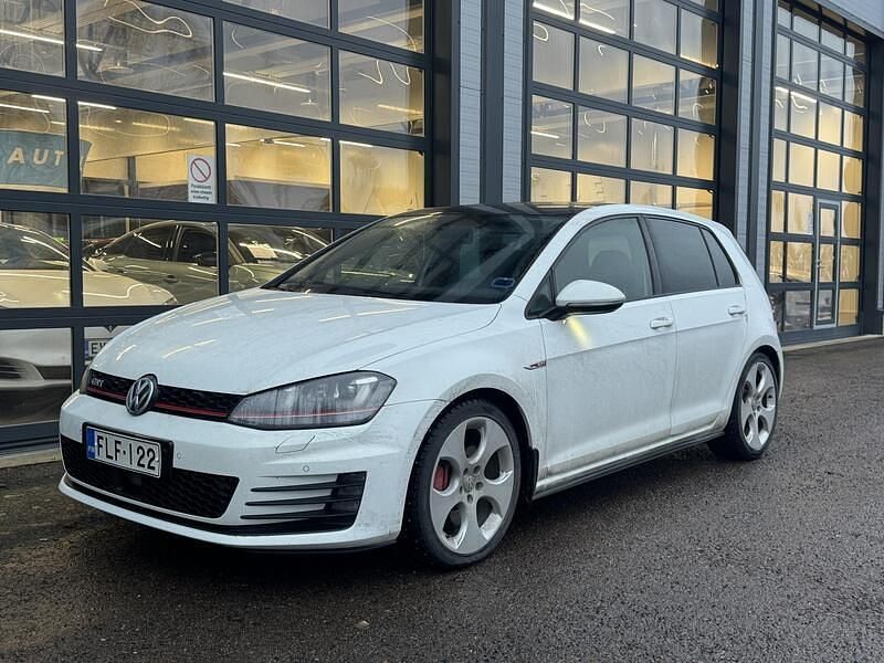 Käytetty 2013 VW Golf VII GTI Viistoperä | 18 870 € (Hieman kallis) - Kuva 1/2