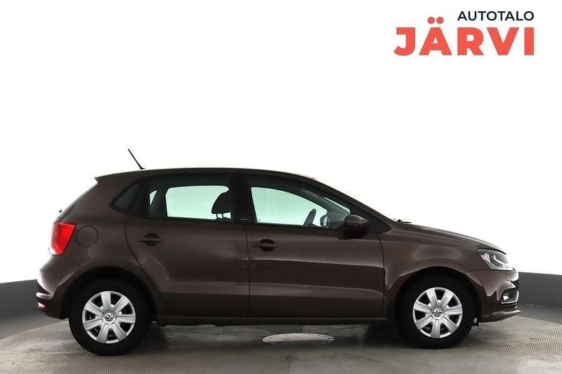 Käytetty VW Polo Allstar 90 HP (66 kW) 2017 Ruskea Viistoperä
