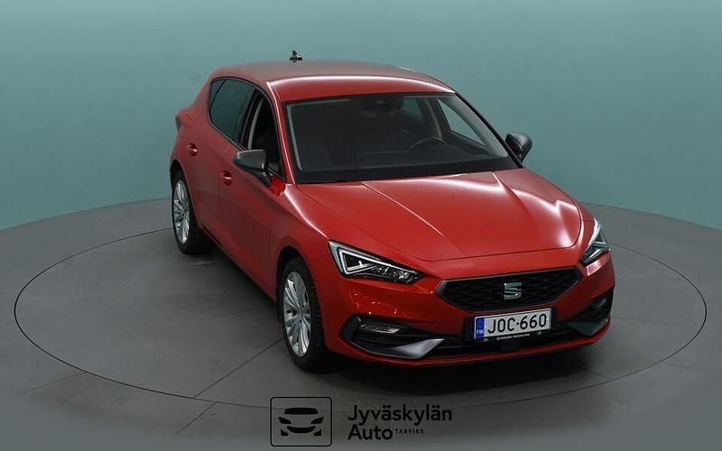 Käytetty Seat Leon FR 204 HP (150 kW) 2021 Punainen Viistoperä