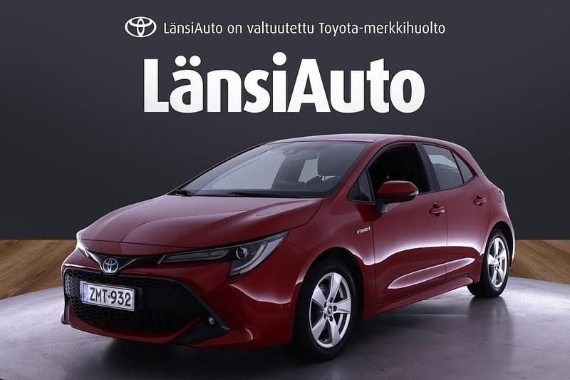 Käytetty Toyota Corolla Active 184 HP (135 kW) 2019 Punainen Viistoperä