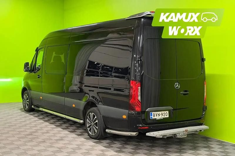 Käytetty Mercedes Sprinter 190 HP (139 kW) 2019 Musta Van