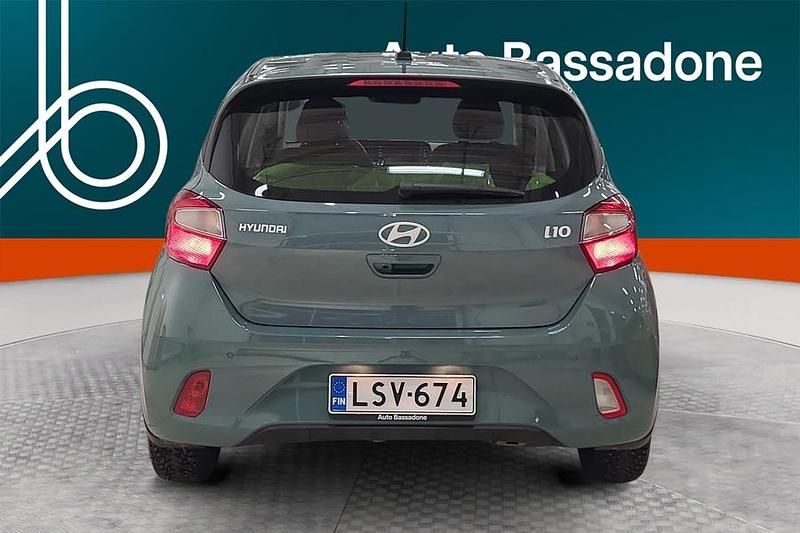 Käytetty Hyundai i10 Comfort 63 HP (46 kW) 2024 Viistoperä