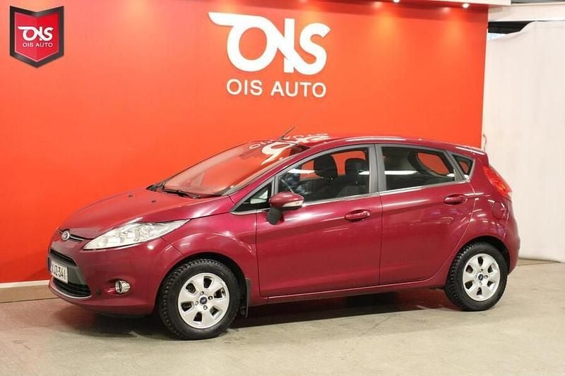 Käytetty 2012 Ford Fiesta Titanium Viistoperä | 3 880 € (Perustarjous) - Kuva 1/4
