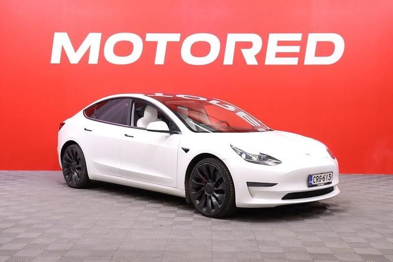 Käytetty 2021 Tesla Model 3 Performance Sedan | 26 490 € (Hyvä tarjous) - Kuva 1/3