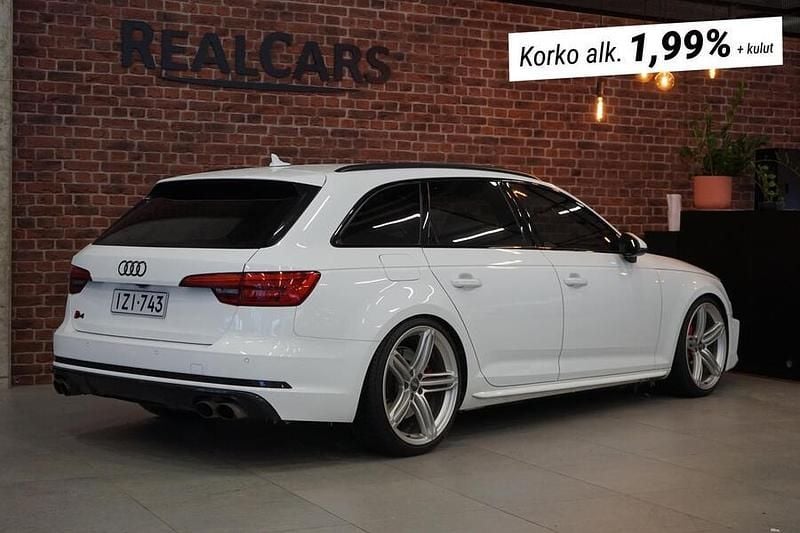 Käytetty Audi S4 354 HP (260 kW) 2017 Farmari