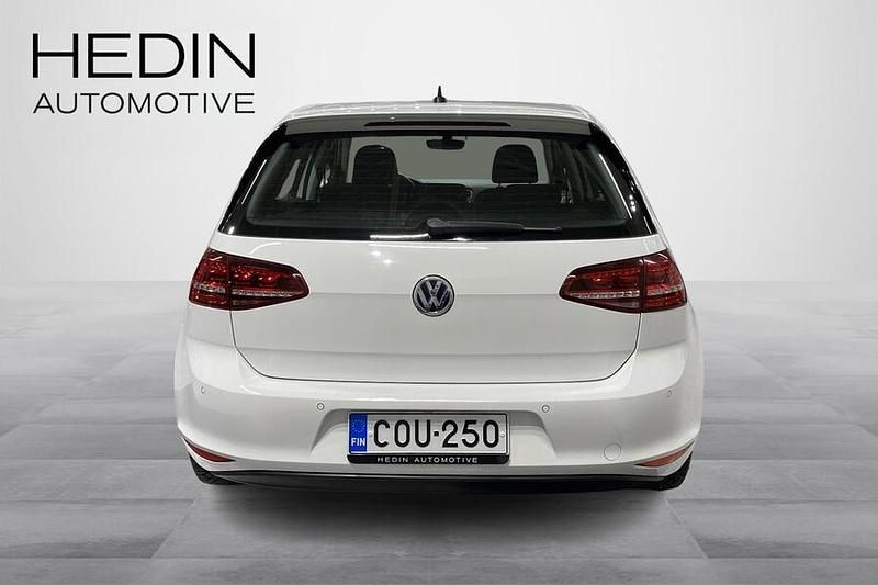 Käytetty VW Golf 85 kW (116 HP) 2017 Valkoinen Farmari