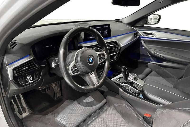 Käytetty BMW 530e M Sport 252 HP (185 kW) 2020 Sedan