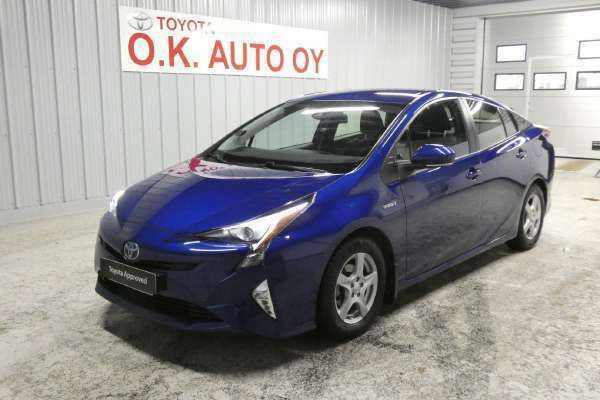 Sininen Käytetty 2016 Toyota Prius Active Viistoperä | 16 600 € - Kuva 1/4