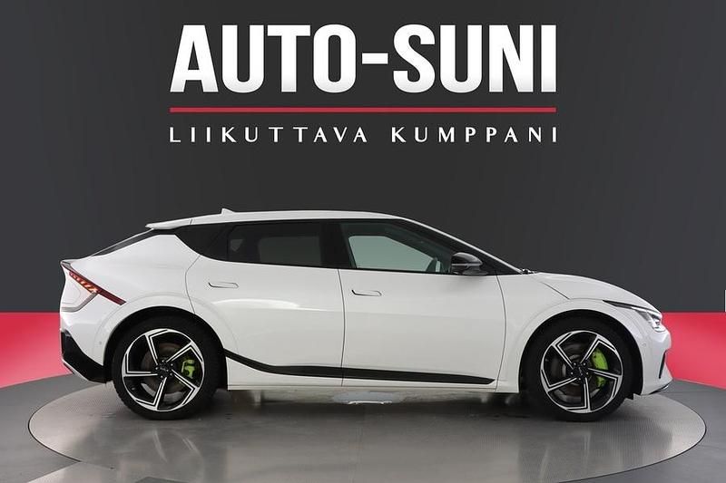 Käytetty Kia EV6 Premium 239 kW (325 HP) 2023 Katumaasturi