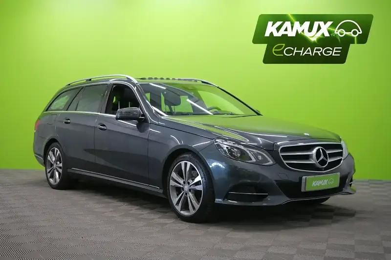Hopea / harmaa Käytetty 2014 Mercedes E300 Farmari | 14 390 € (Hieman kallis) - Kuva 1/4
