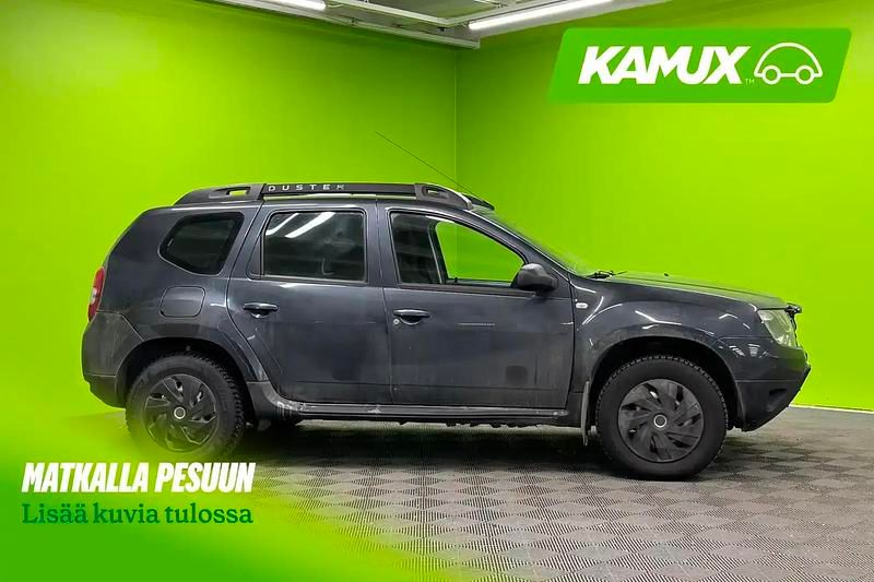 Käytetty Dacia Duster Lauréate 109 HP (80 kW) 2015 Hopea / harmaa Katumaasturi