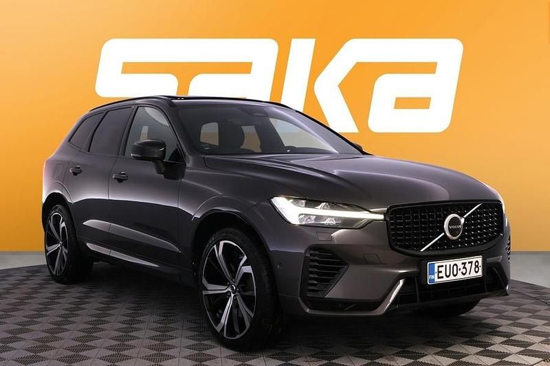 Käytetty 2022 Volvo XC60 R-Design Katumaasturi | 39 890 € (Hieman kallis) - Kuva 1/3