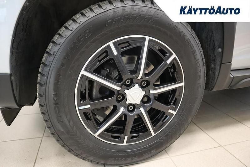 Käytetty Dacia Duster Comfort 150 HP (110 kW) 2022 Kqa Katumaasturi