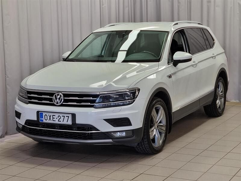 Valkoinen Käytetty 2018 VW Tiguan Allspace Highline Katumaasturi | 24 900 € - Kuva 1/4
