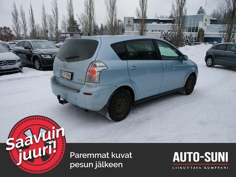 Käytetty Toyota Corolla 110 HP (80 kW) 2005 Farmari