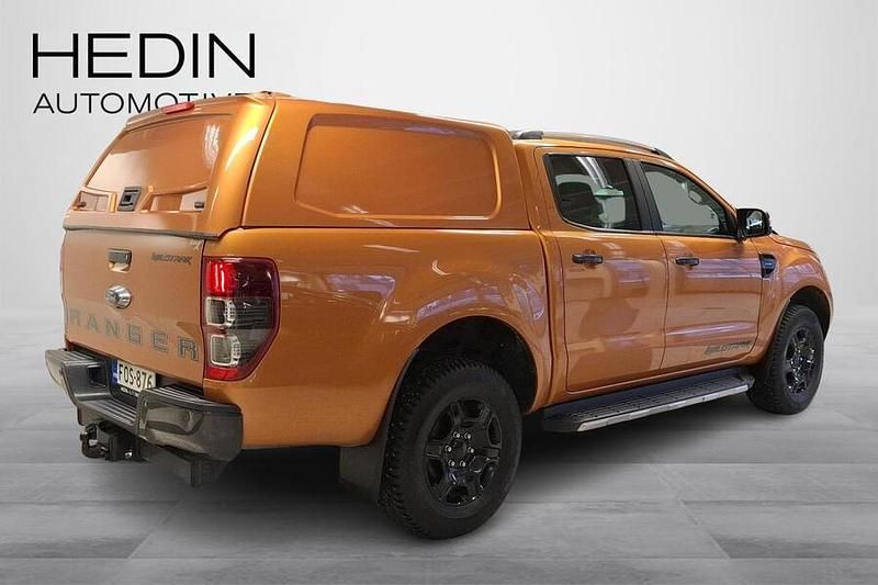 Käytetty Ford Ranger Wildtrack 212 HP (155 kW) 2021 Oranssi Nouto