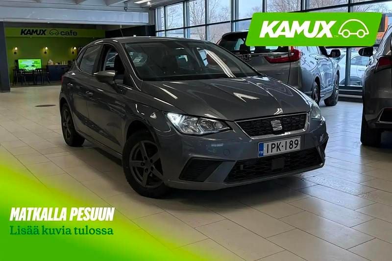 Käytetty Seat Ibiza Style 90 HP (66 kW) 2018 Hopea / harmaa Viistoperä