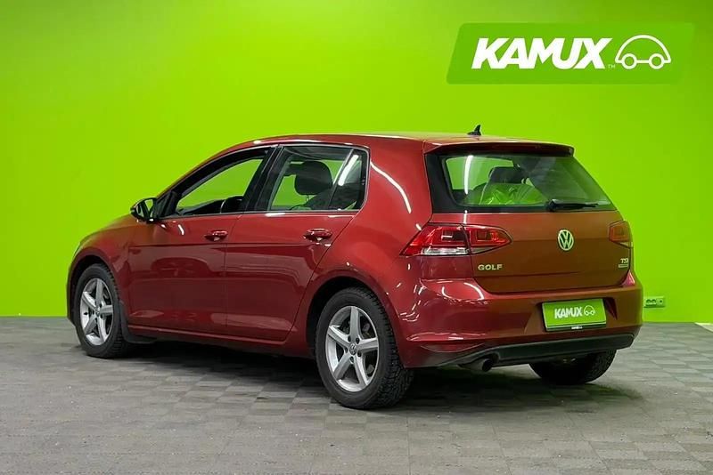 Käytetty VW Golf VII Highline 105 HP (77 kW) 2014 Punainen Sedan