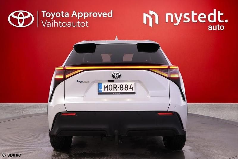 Käytetty Toyota bZ4X Style 2022 Katumaasturi