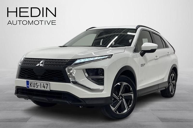 Käytetty 2023 Mitsubishi Eclipse Cross Edition Katumaasturi | 24 690 € (Hyvä tarjous) - Kuva 1/4