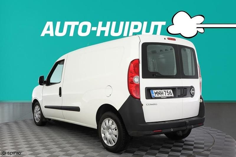 Käytetty Opel Combo 95 HP (69 kW) 2018 Van