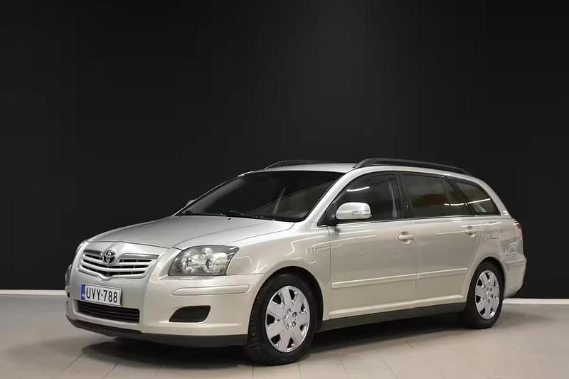Käytetty 2006 Toyota Avensis | 2 900 € (Perustarjous) - Kuva 1/3